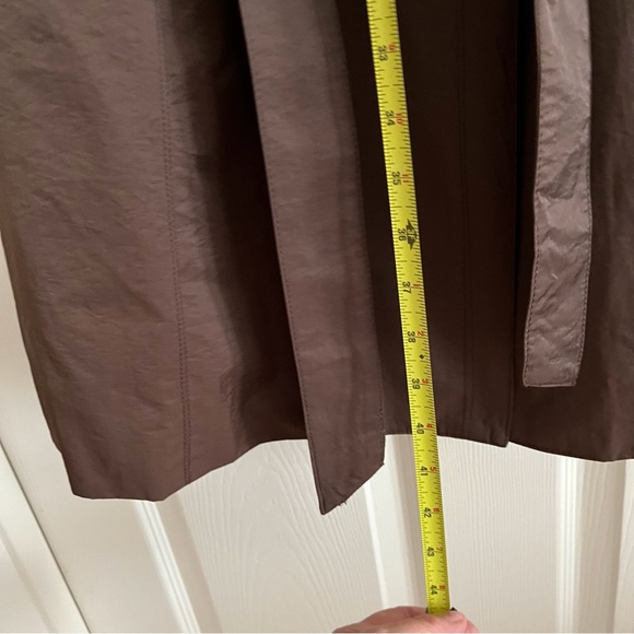 Ambition Trench coat - Picture 14 of 14